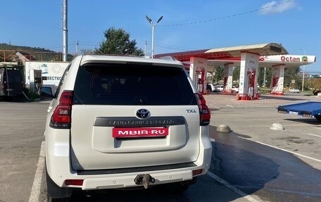 Toyota Land Cruiser Prado 150 рестайлинг 2, 2022 год, 7 600 000 рублей, 7 фотография