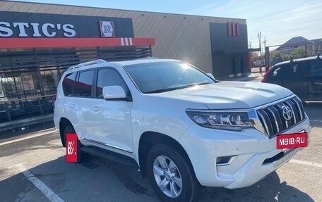 Toyota Land Cruiser Prado 150 рестайлинг 2, 2022 год, 7 600 000 рублей, 6 фотография
