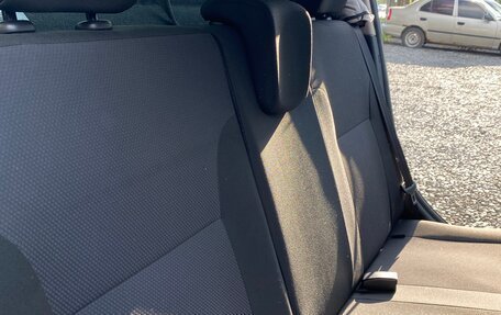 Renault Logan II, 2018 год, 700 000 рублей, 12 фотография
