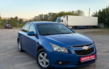 Chevrolet Cruze II, 2011 год, 650 000 рублей, 1 фотография