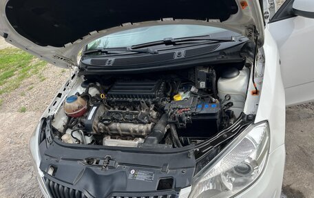 Skoda Fabia II, 2013 год, 695 000 рублей, 10 фотография