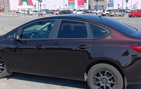 Opel Astra J, 2013 год, 920 000 рублей, 13 фотография