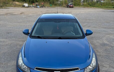Chevrolet Cruze II, 2011 год, 650 000 рублей, 3 фотография