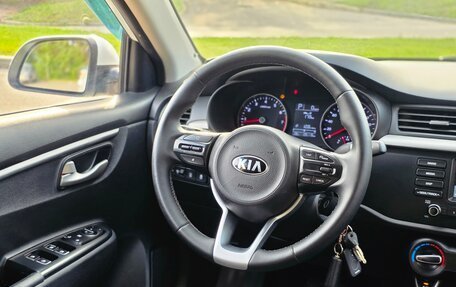KIA Rio IV, 2018 год, 1 335 000 рублей, 13 фотография