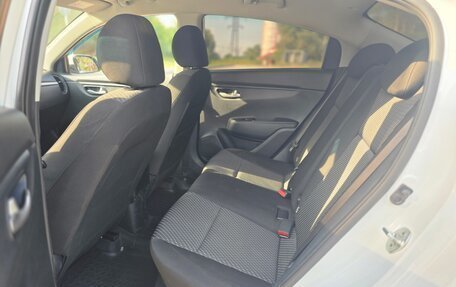 KIA Rio IV, 2018 год, 1 335 000 рублей, 11 фотография