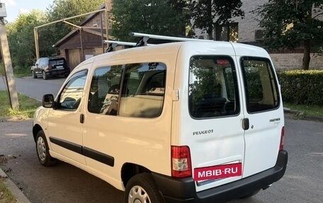 Peugeot Partner II рестайлинг 2, 2011 год, 720 000 рублей, 7 фотография