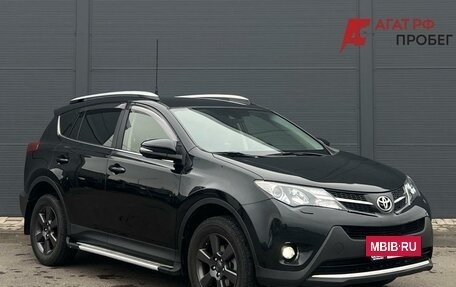 Toyota RAV4, 2013 год, 1 675 000 рублей, 3 фотография