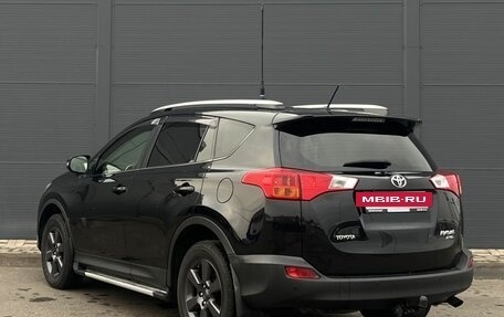 Toyota RAV4, 2013 год, 1 675 000 рублей, 6 фотография