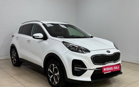 KIA Sportage IV рестайлинг, 2019 год, 2 300 000 рублей, 3 фотография