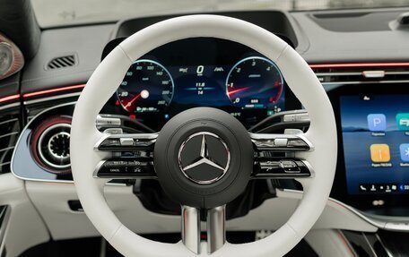 Mercedes-Benz S-Класс, 2026 год, 31 000 000 рублей, 24 фотография