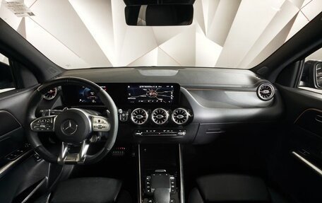 Mercedes-Benz GLA AMG, 2020 год, 4 550 000 рублей, 14 фотография