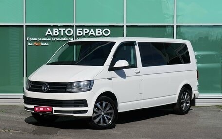 Volkswagen Caravelle T6 рестайлинг, 2016 год, 2 329 000 рублей, 1 фотография