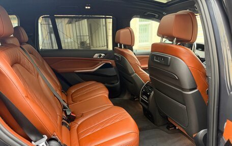 BMW X7, 2020 год, 6 999 999 рублей, 19 фотография