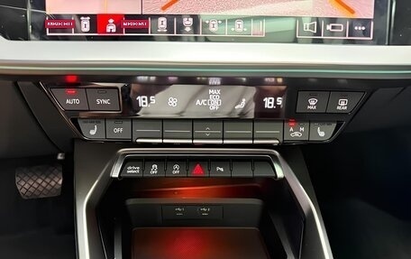 Audi A3, 2022 год, 2 200 000 рублей, 10 фотография