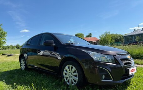 Chevrolet Cruze II, 2013 год, 680 000 рублей, 3 фотография