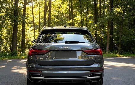 Audi Q3, 2022 год, 2 600 000 рублей, 2 фотография