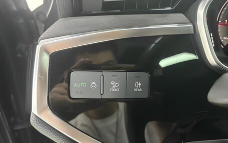 Audi Q3, 2022 год, 2 600 000 рублей, 15 фотография