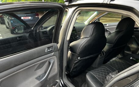 Volkswagen Jetta VI, 2009 год, 700 000 рублей, 8 фотография