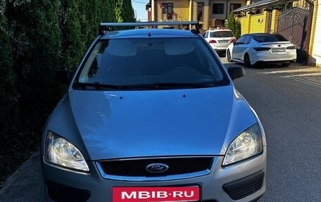 Ford Focus II рестайлинг, 2005 год, 370 000 рублей, 29 фотография