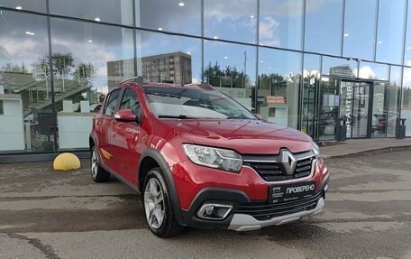 Renault Sandero II рестайлинг, 2018 год, 920 600 рублей, 3 фотография