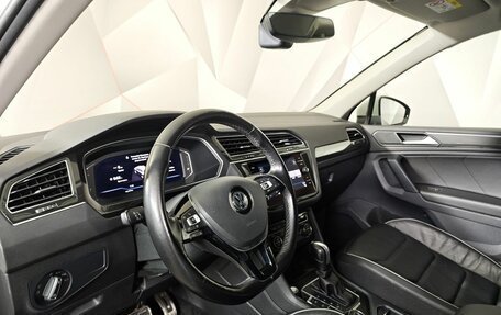 Volkswagen Tiguan II, 2020 год, 3 100 000 рублей, 16 фотография
