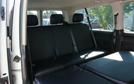 Volkswagen Caravelle T6 рестайлинг, 2016 год, 2 329 000 рублей, 27 фотография