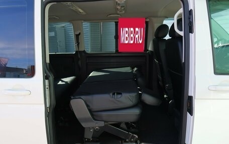 Volkswagen Caravelle T6 рестайлинг, 2016 год, 2 329 000 рублей, 26 фотография
