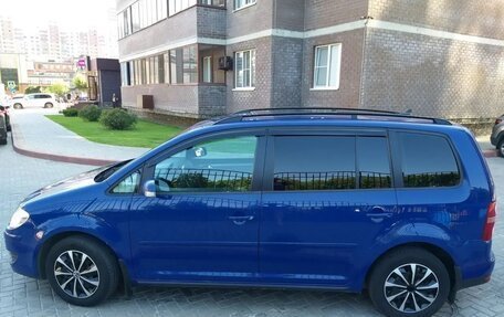 Volkswagen Touran III, 2007 год, 635 000 рублей, 5 фотография