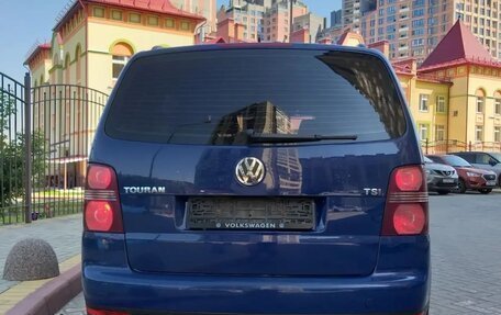 Volkswagen Touran III, 2007 год, 635 000 рублей, 7 фотография