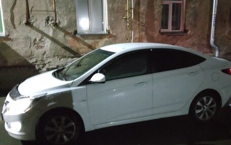 Hyundai Solaris II рестайлинг, 2016 год, 500 000 рублей, 3 фотография