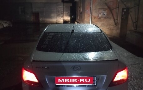 Hyundai Solaris II рестайлинг, 2016 год, 500 000 рублей, 1 фотография