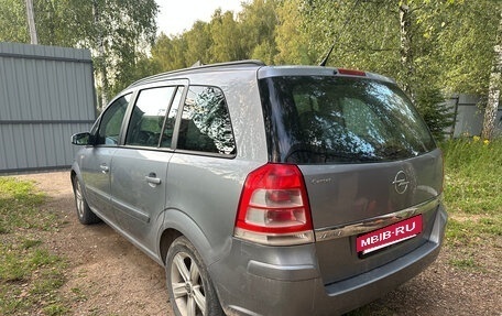 Opel Zafira B, 2008 год, 370 000 рублей, 4 фотография
