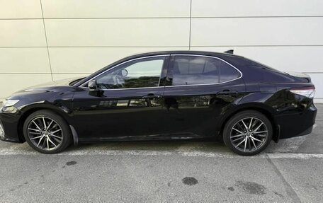 Toyota Camry, 2021 год, 2 800 000 рублей, 8 фотография