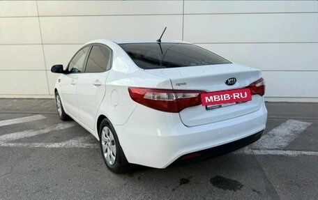 KIA Rio III рестайлинг, 2013 год, 990 000 рублей, 7 фотография