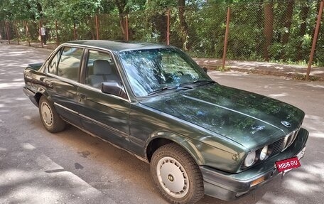 BMW 3 серия, 1988 год, 650 000 рублей, 3 фотография