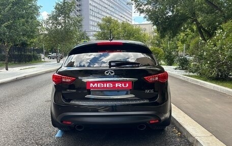 Infiniti FX II, 2011 год, 1 750 000 рублей, 2 фотография