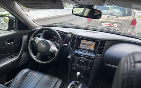 Infiniti FX II, 2011 год, 1 750 000 рублей, 14 фотография