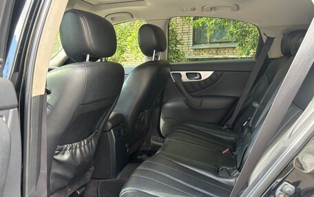 Infiniti FX II, 2011 год, 1 750 000 рублей, 16 фотография
