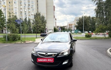 Opel Astra J, 2011 год, 475 000 рублей, 2 фотография