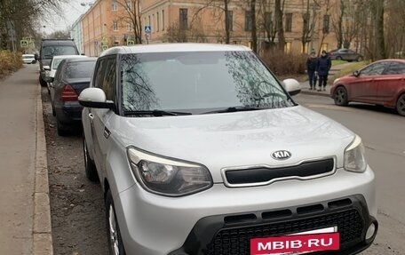 KIA Soul II рестайлинг, 2015 год, 900 000 рублей, 4 фотография