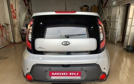 KIA Soul II рестайлинг, 2015 год, 900 000 рублей, 8 фотография