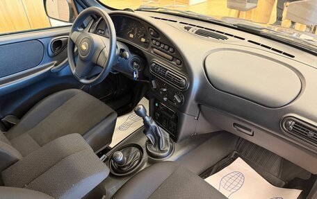 Chevrolet Niva I рестайлинг, 2017 год, 839 000 рублей, 13 фотография