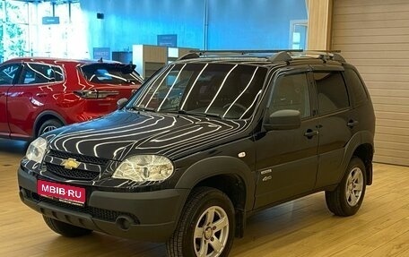 Chevrolet Niva I рестайлинг, 2018 год, 649 000 рублей, 1 фотография