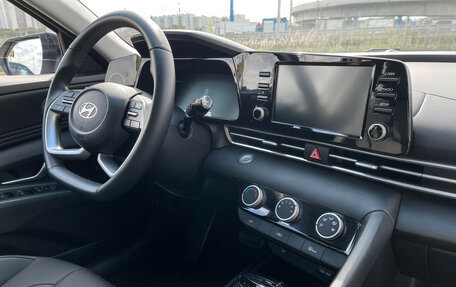 Hyundai Elantra, 2023 год, 2 199 000 рублей, 8 фотография