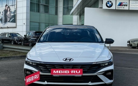 Hyundai Elantra, 2023 год, 2 199 000 рублей, 2 фотография