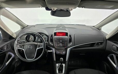 Opel Zafira C рестайлинг, 2014 год, 858 000 рублей, 10 фотография
