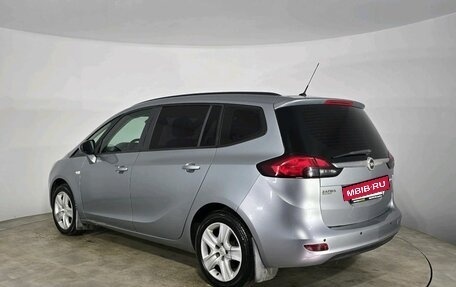 Opel Zafira C рестайлинг, 2014 год, 858 000 рублей, 8 фотография