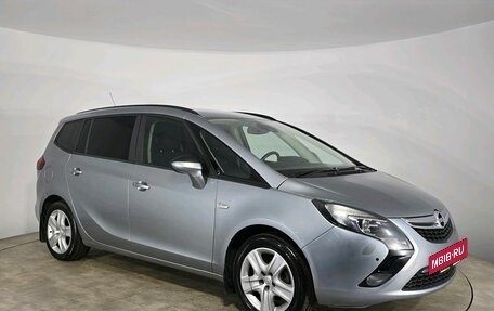 Opel Zafira C рестайлинг, 2014 год, 858 000 рублей, 5 фотография