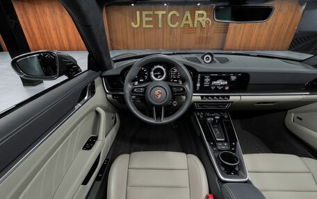 Porsche 911, 2021 год, 23 900 000 рублей, 24 фотография