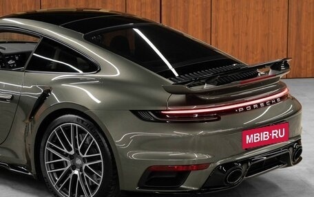 Porsche 911, 2021 год, 23 900 000 рублей, 13 фотография